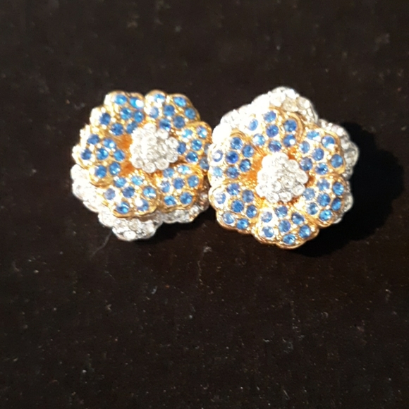 Jaqueline Kennedy clip on earrings - Picture 1 of 1